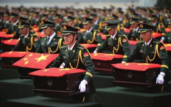 △2014年3月28日，首批437具中国人民志愿军烈士遗骸及相关遗物搭乘专机踏上了回家之路