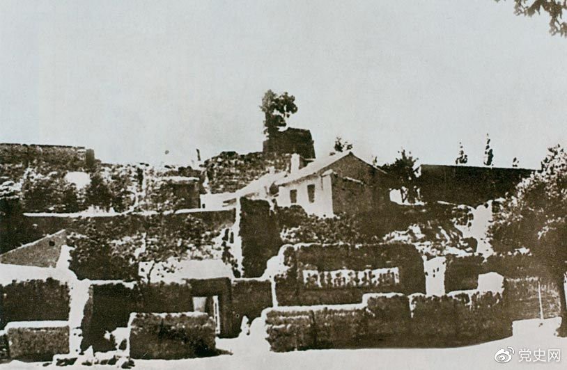 1936年10月22日，紅一、紅二方面軍在甘肅隆德將臺堡（今屬寧夏西吉）會師。圖為將臺堡。