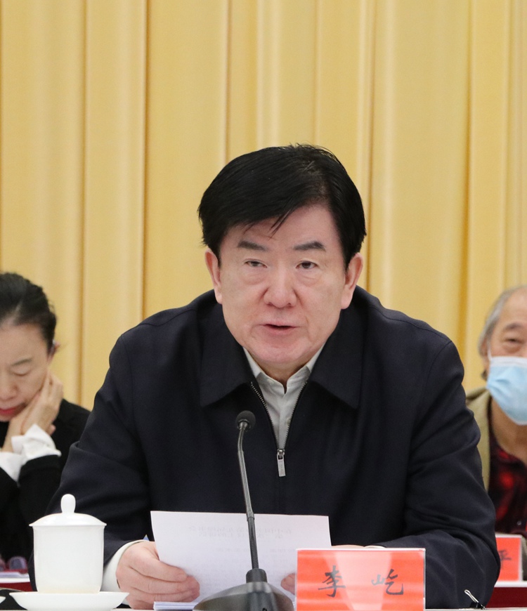 中国文联党组书记、副主席李屹在大会上讲话
