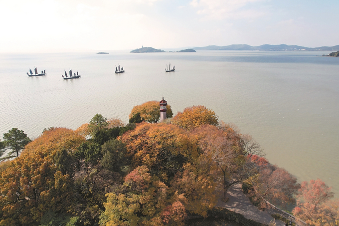 无锡太湖鼋头渚风景区 还月亮 摄(视觉江苏网供图)