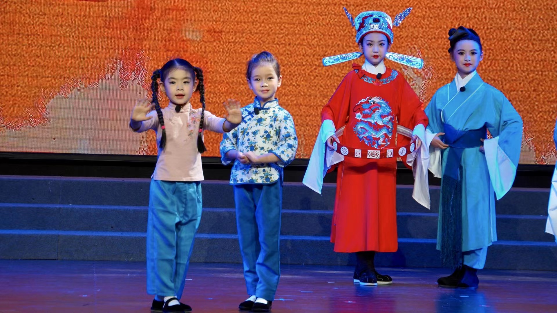 聆听上海的声音 第九届上海浦江戏曲节开启线上展演_上海频道_央视网