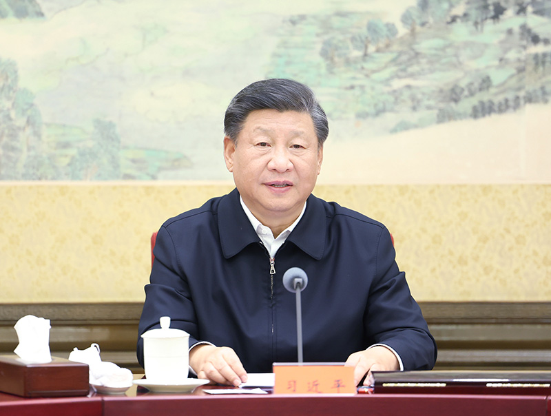 12月26日至27日，中共中央政治局召開民主生活會，習近平總書記主持會議并發表重要講話。
