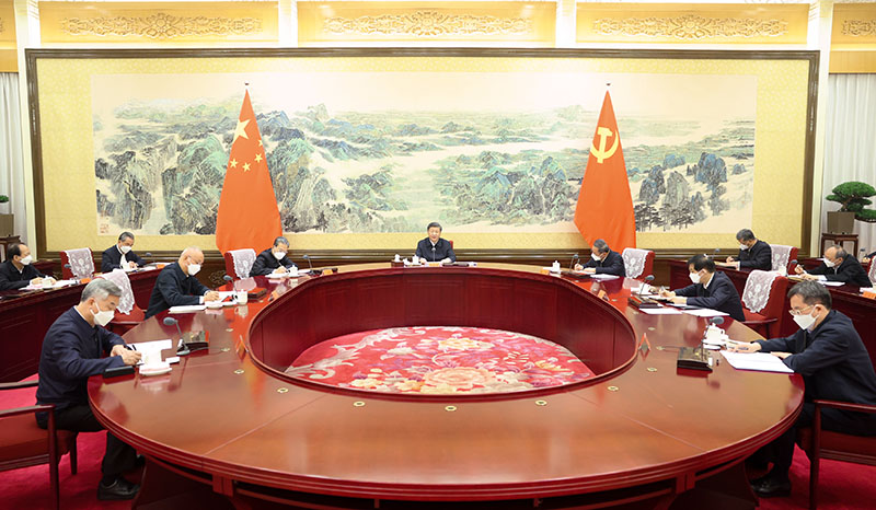 12月26日至27日，中共中央政治局召開民主生活會，習近平總書記主持會議并發表重要講話。