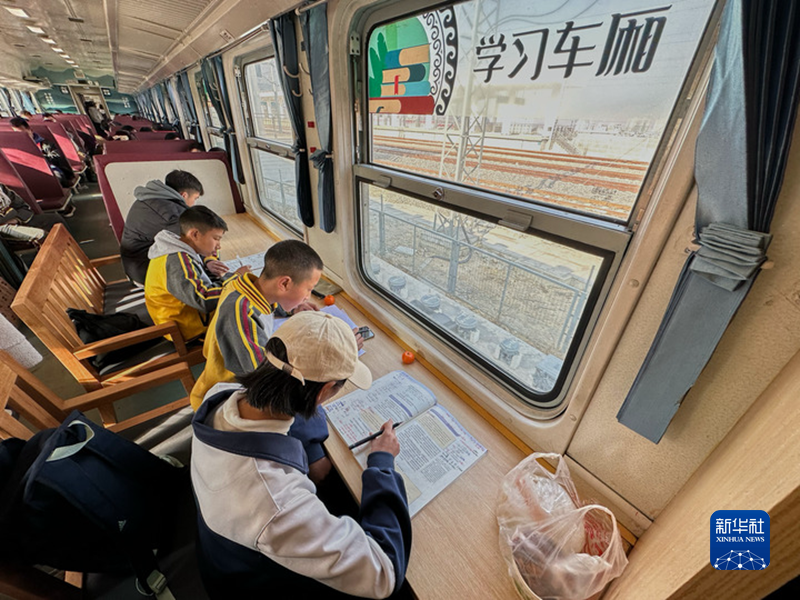 舆情事件分析：大凉山慢火车“换装”升级迎接开学季