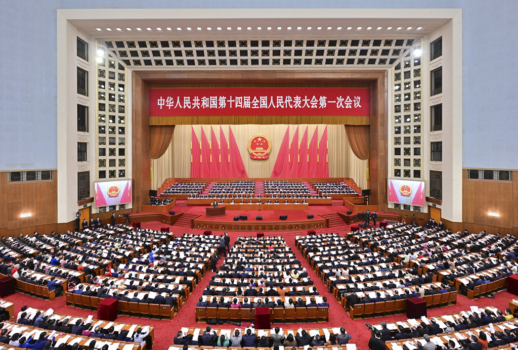 3月7日，十四届全国人大一次会议在北京人民大会堂举行第二次全体会议。