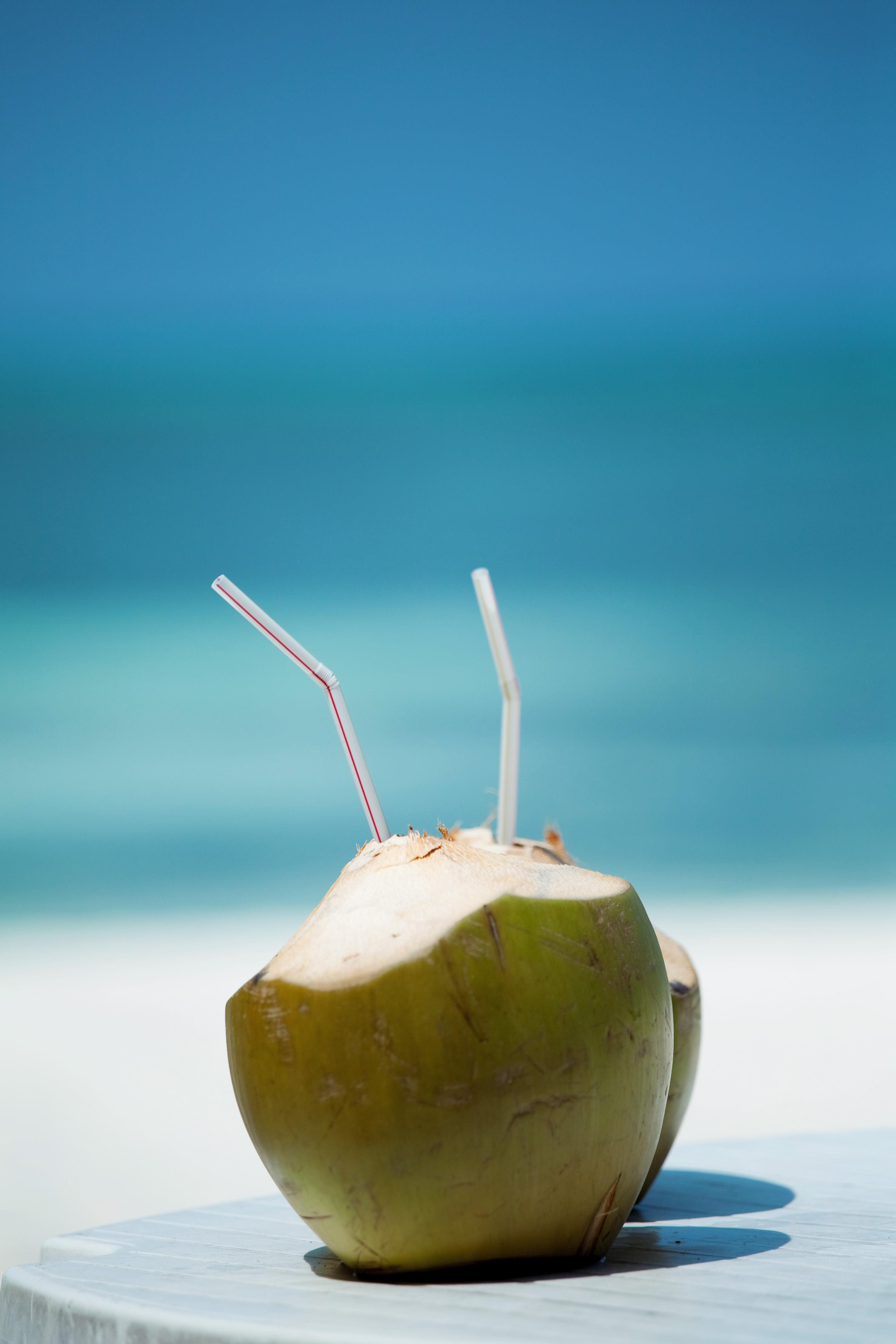 食品安全消费提示 天然椰子水怎么喝才安全