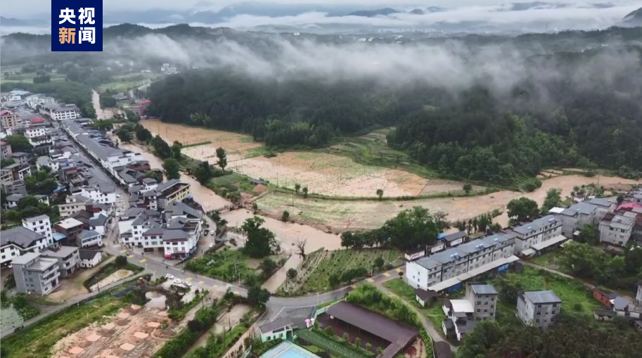 江西石城遭遇强降雨 部分乡镇低洼地区被淹