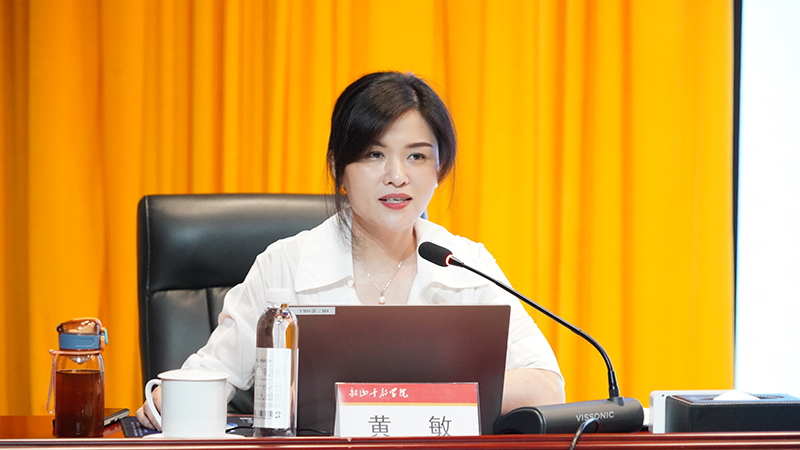 黄敏对如何做好党支部工作作精彩讲授