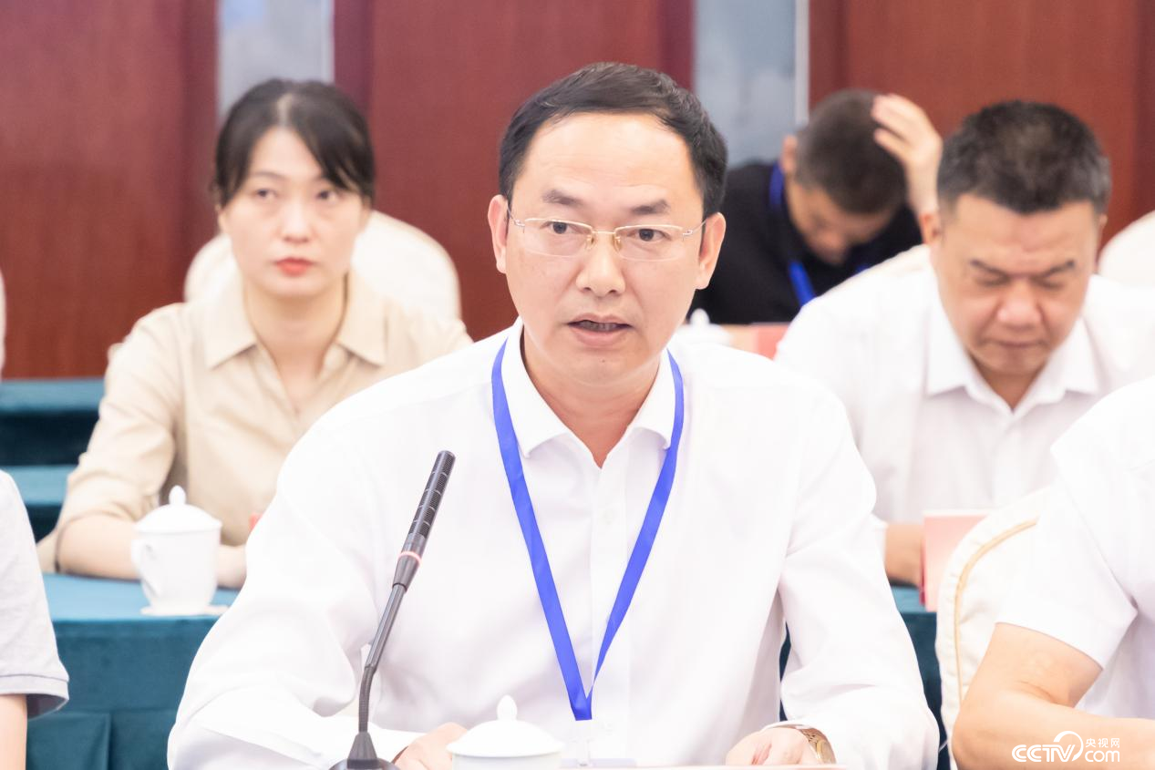 聚焦2023福建民企百强发布⑥丨福州乔治白服饰董事长董加余民营企业