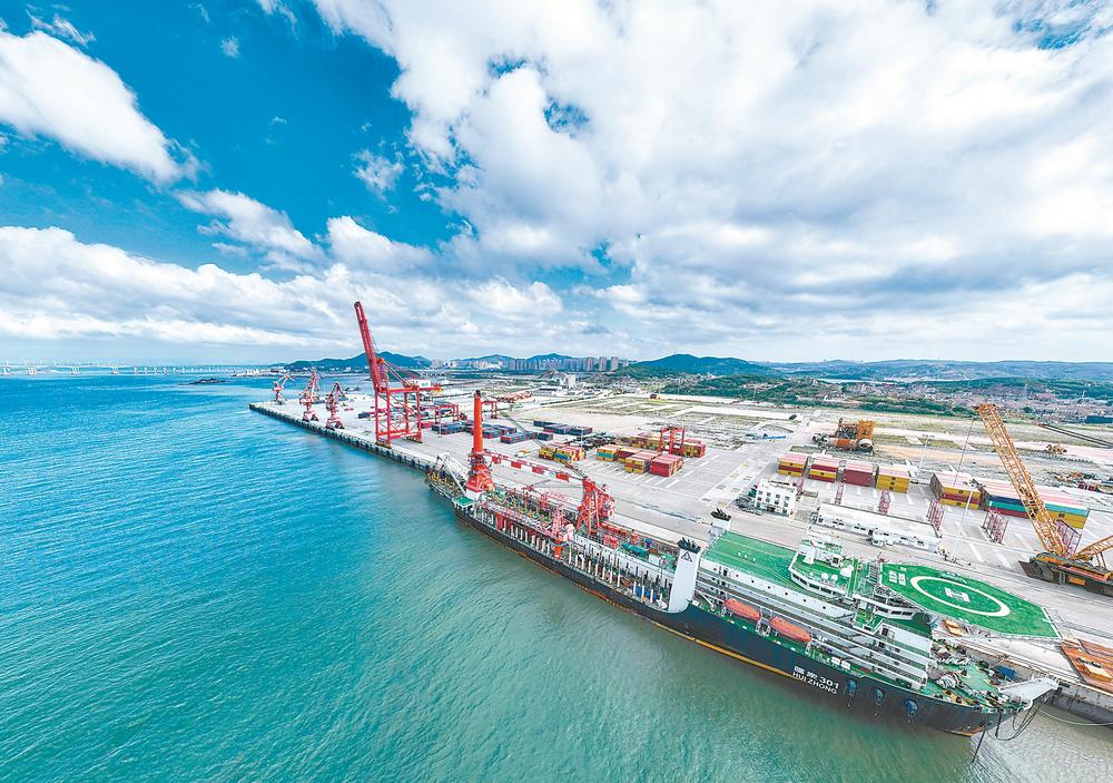 福建平潭港兴潮起通天下