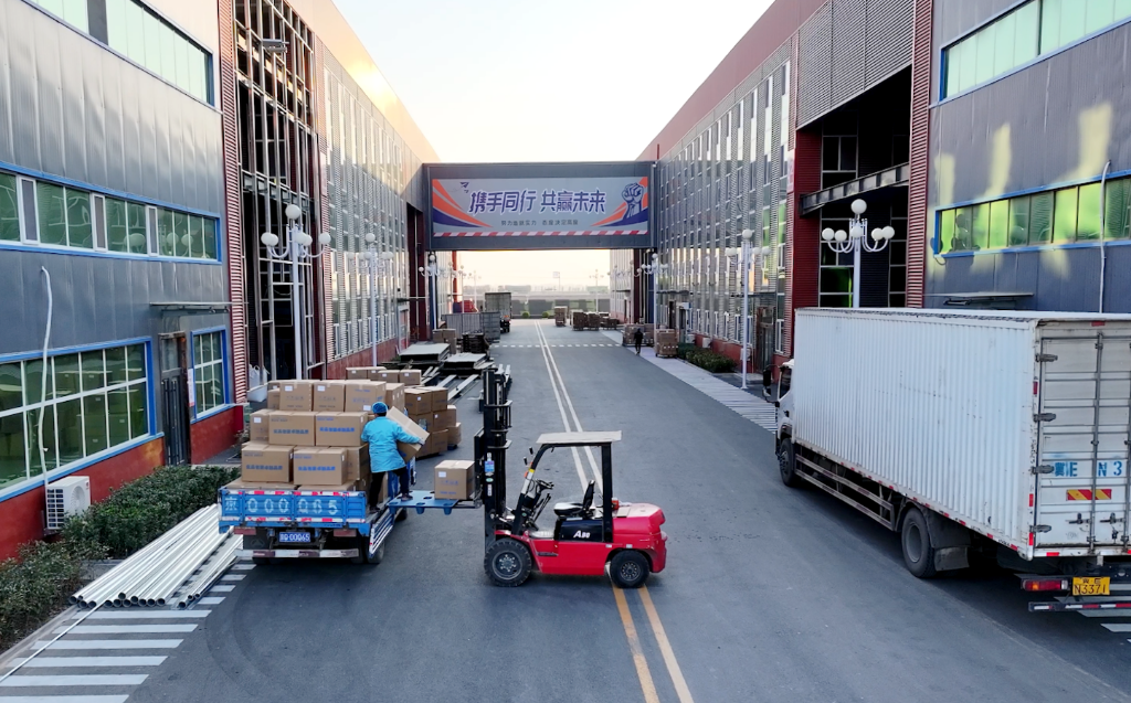 中國經濟樣本觀察·“鎮”了不起｜小小蠟燭“點”出12億元“浪漫產業”