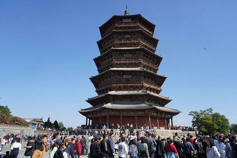 联播+｜从云贵行一寨一城看文旅融合