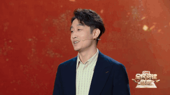 书页间的万种人生