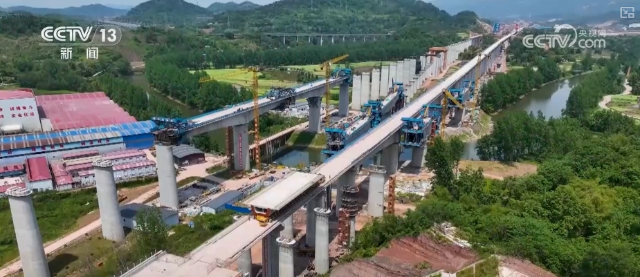 在湖南舉行農(nóng)業(yè)招商引資對(duì)接會(huì) 13個(gè)項(xiàng)目現(xiàn)場(chǎng)簽約
