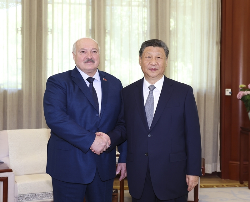 6月4日上午，国家主席习近平在北京中南海会见白俄罗斯总统卢卡申科。