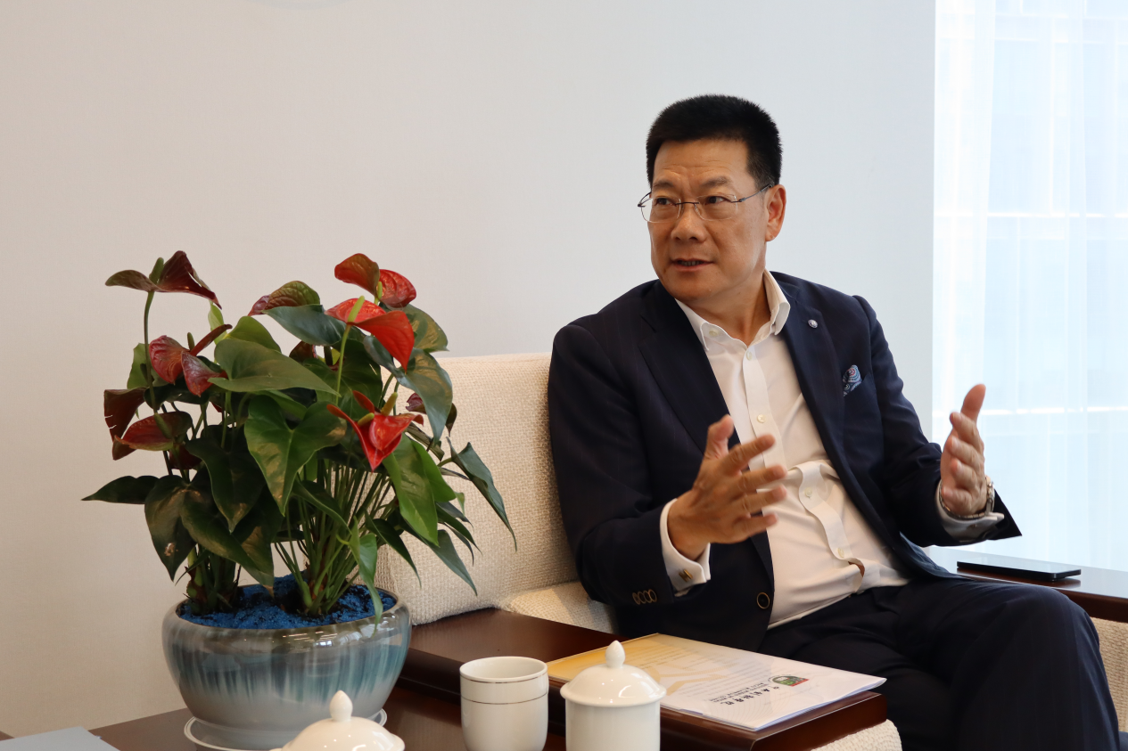 澳门中西创新学院校长仲伟合