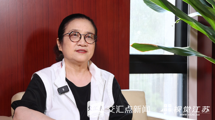 孙海云长女、中国书法家协会主席孙晓云