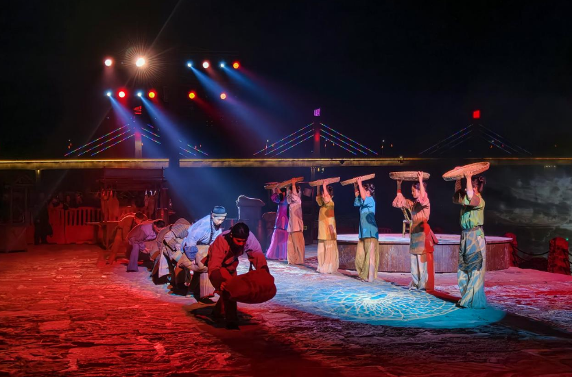 水上实景演绎《古渡回响》