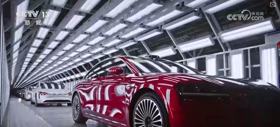 新能源汽车销量持续较快增长 成为推动科技创新融合性载体