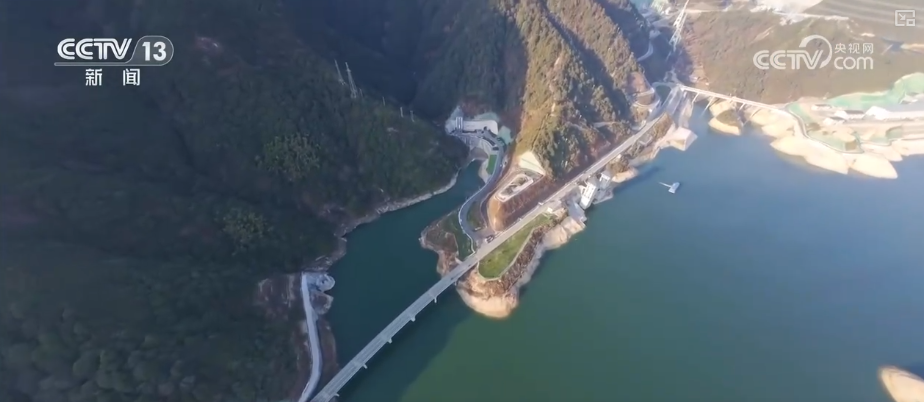 突破！抽水蓄能电站支撑电力运行“稳定器”“调节器”作用凸显 筑牢电力安全防线