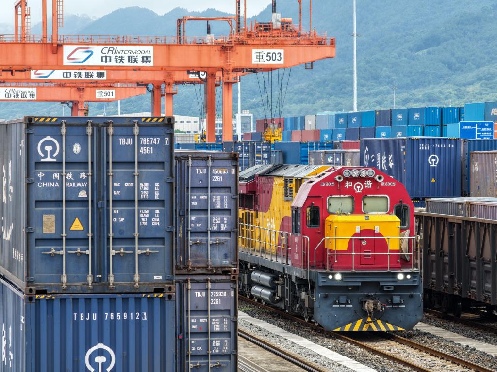 中欧班列(成渝)年度开行量超5000列 领跑全国