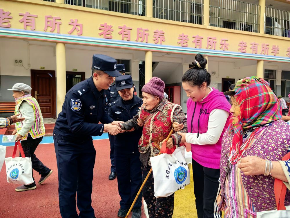 新春走基层｜独龙江戍边民警带我“出任务”