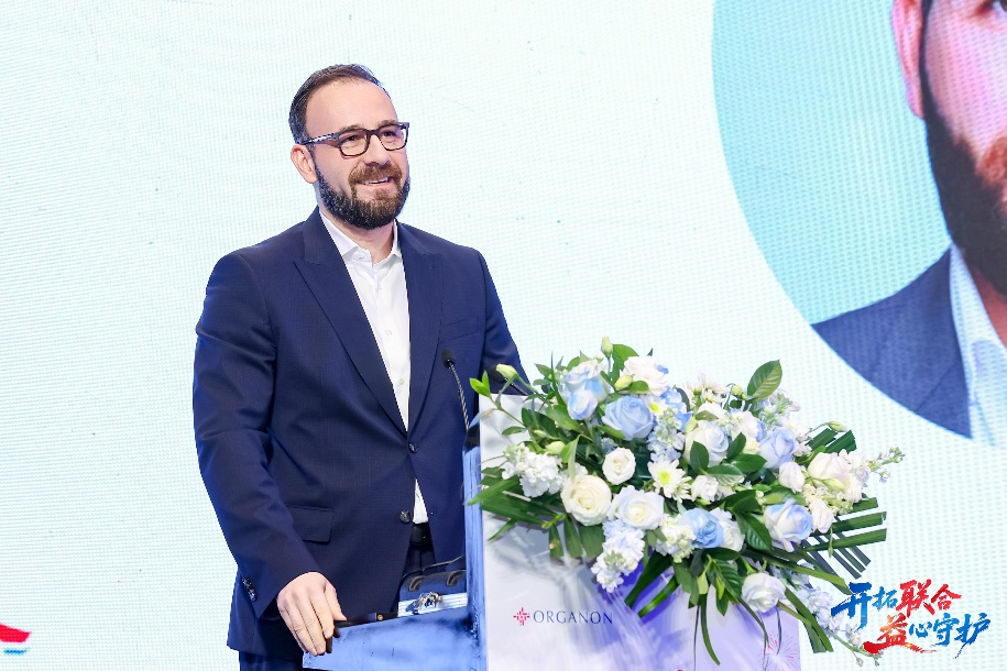 欧加隆中国总裁吴泽发（Zafer Unluer）致辞