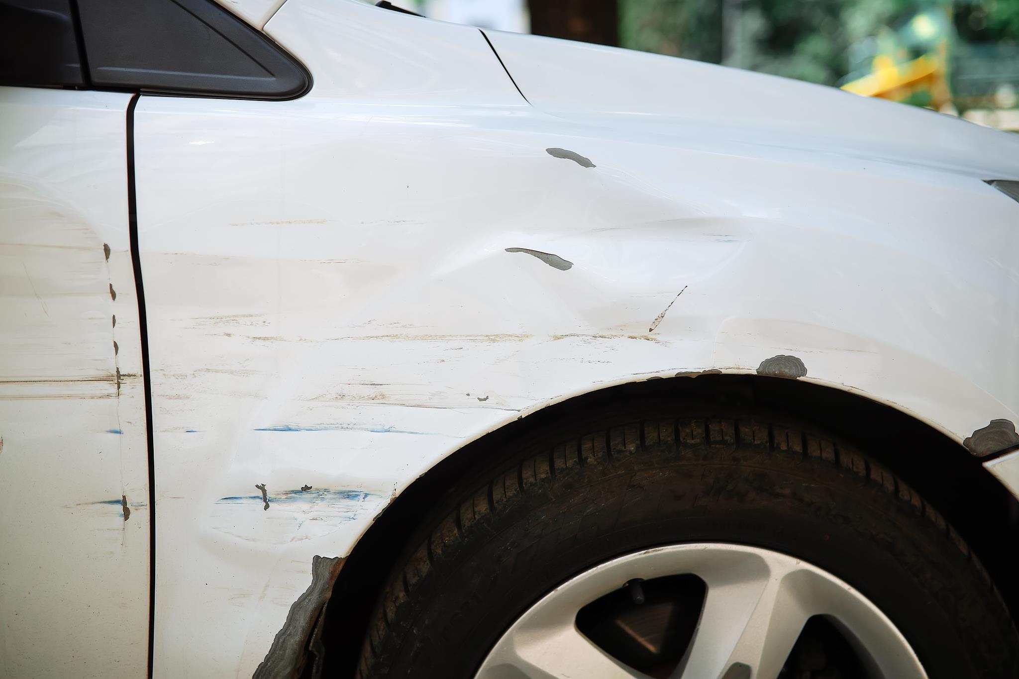 免费修车还返现？警惕车损理赔背后的骗保黑产