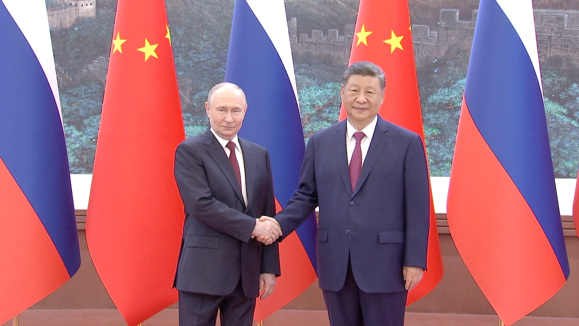 Chinese President Xi Jinping holds talks with Russian President Vladimir Putin, who is on a state visit to China, at the Great Hall of the People in Beijing, capital of China, May 20, 2026. (Xinhua/Huang Jingwen)