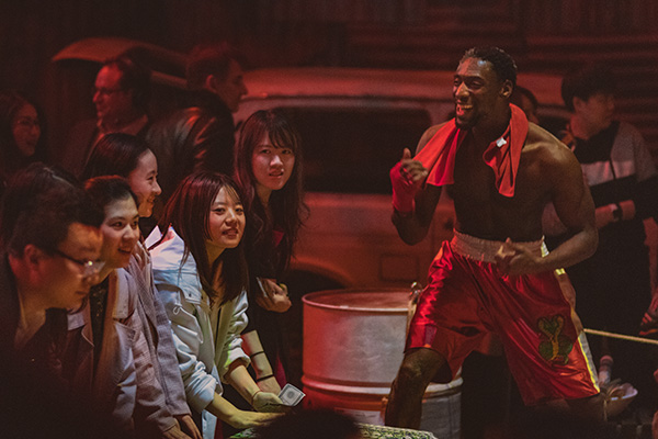 浸入式戏剧《秘密影院》开演,拓展城市文化娱乐新空间